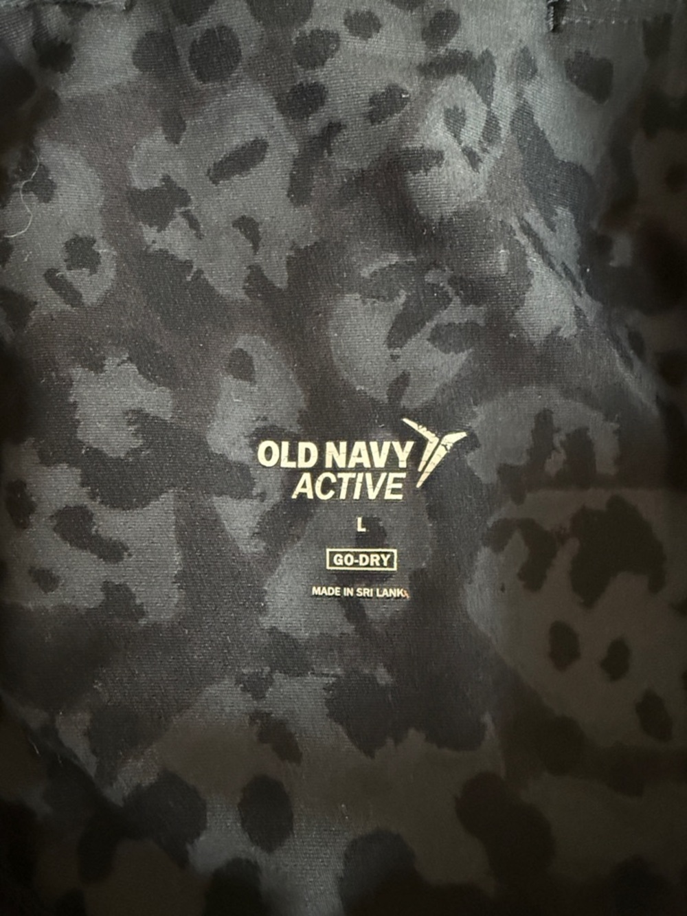 Old Navy Active Black leopard Print Leggings - Picture 2 of 4